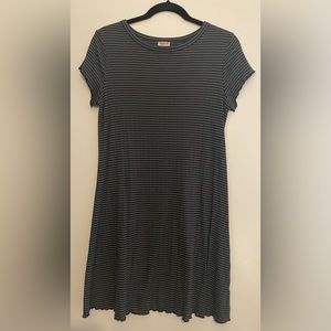 Mossimo Green and Black Striped Short Tshirt Wicked Cosplay Dress Witchy Elphaba